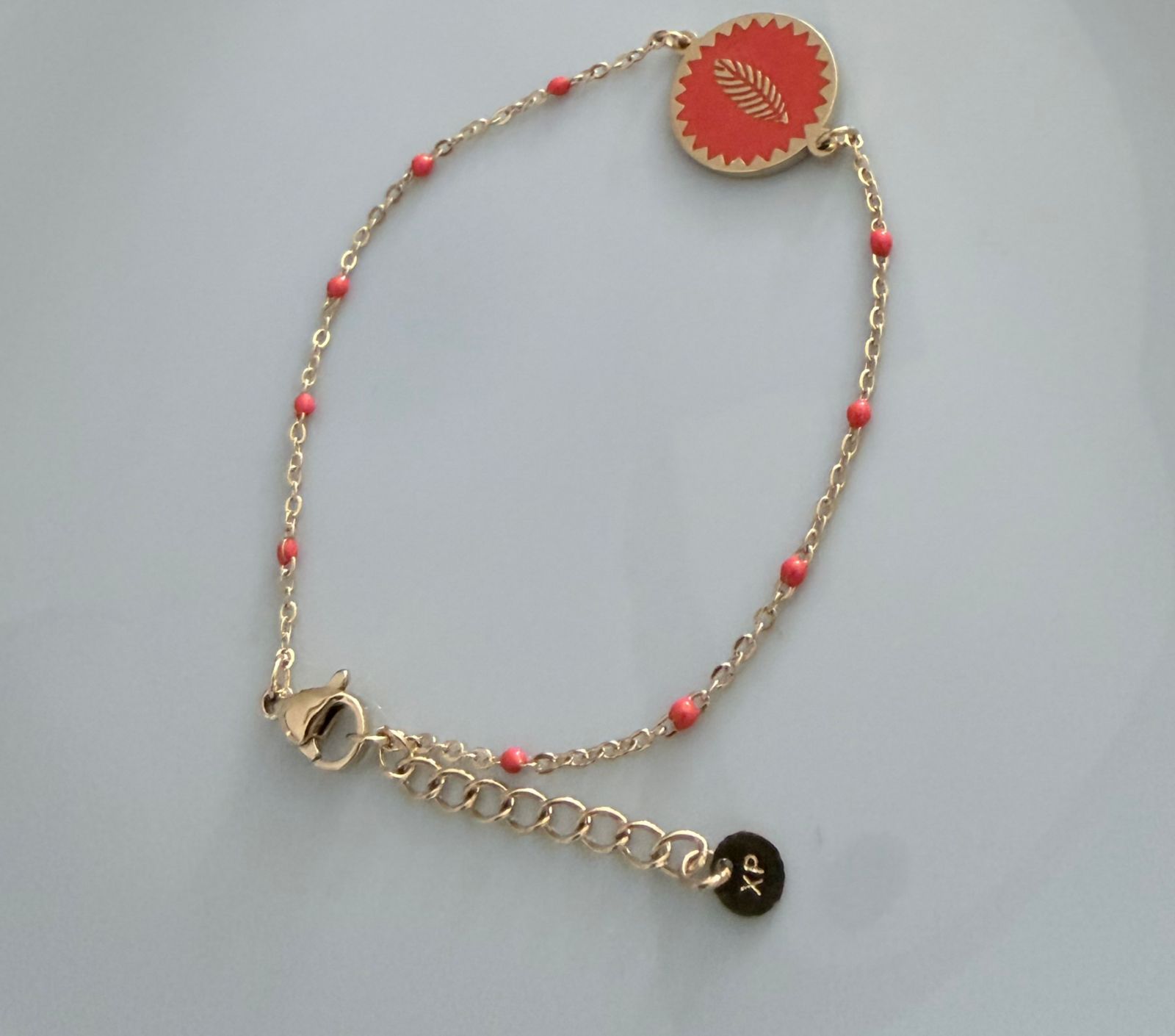 PULSERA CON MINI BOMBITAS ROJAS