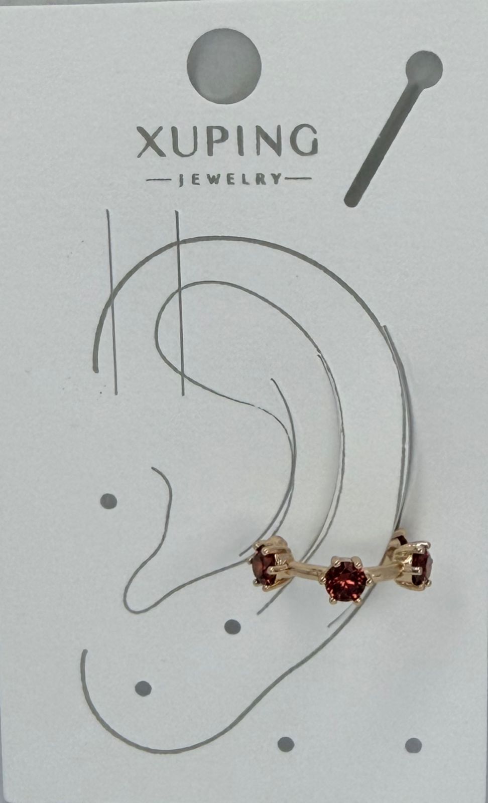 EAR CUFF CON CIRCONITA ROJA  DOBLE ENCHAPE 18K