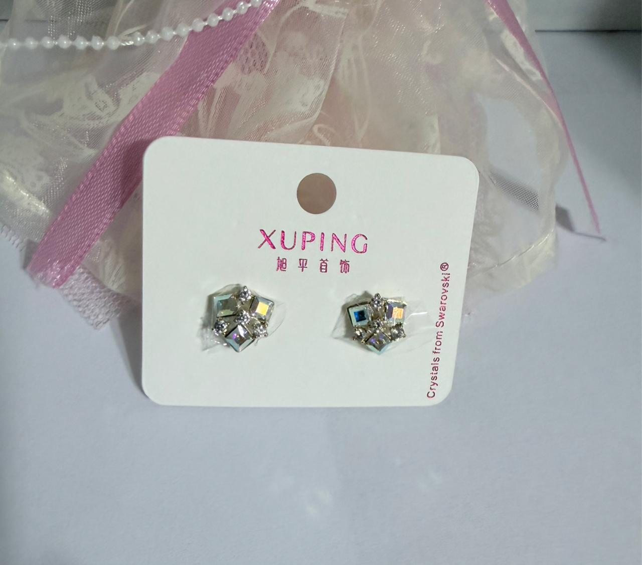 ARETE FLOR CON CRISTAL SWAROVSKI BLANCO