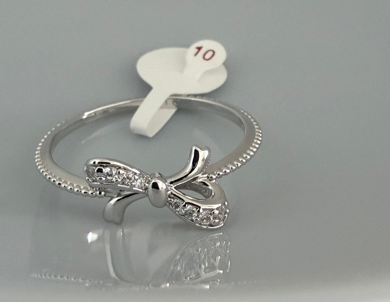 ANILLO CON LAZO  INCRUSTADO CON MINI CIRCONITA PLATEADA 10